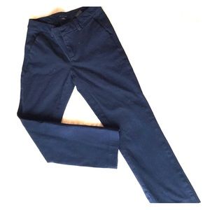 Stretch straight capris, blue